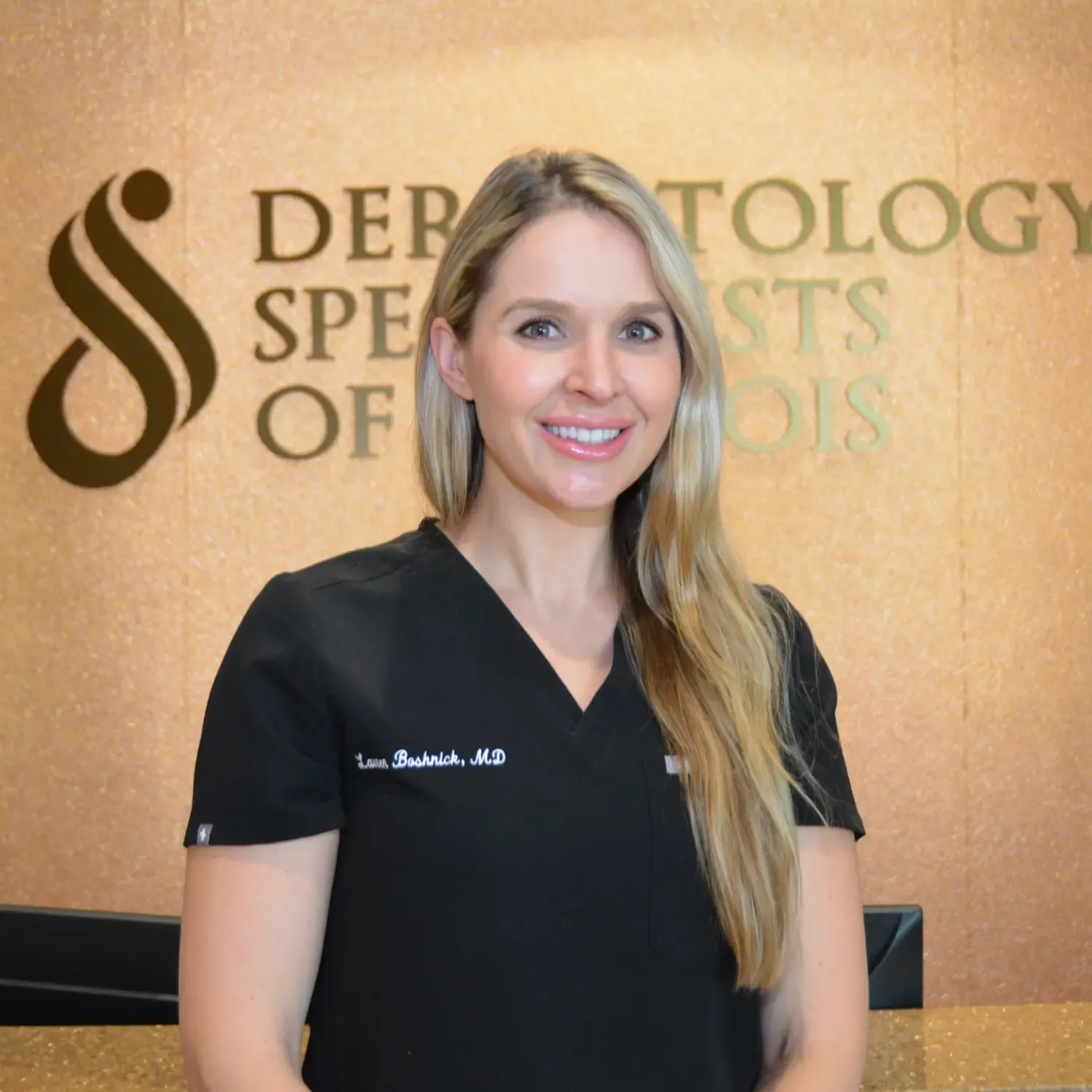 Dr. Lauren Boshnick MD board-certified dermatologist at DSI Hair Algonquin