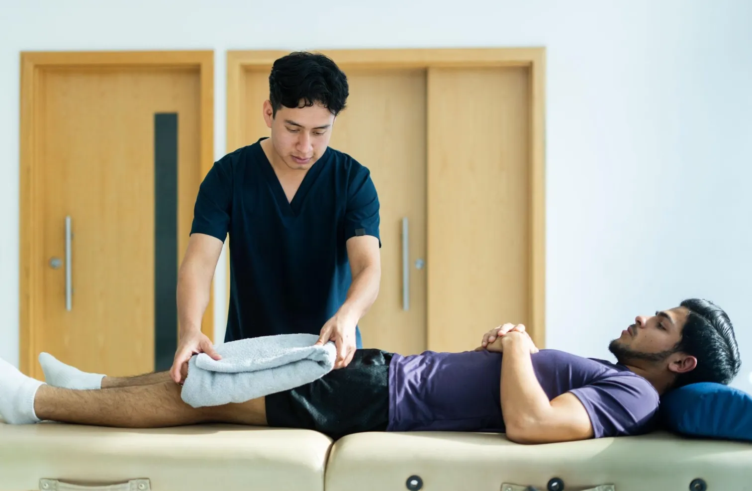 Cryotherapy and heat therapy at Spine-Ability in Apollo Beach and Riverview, FL