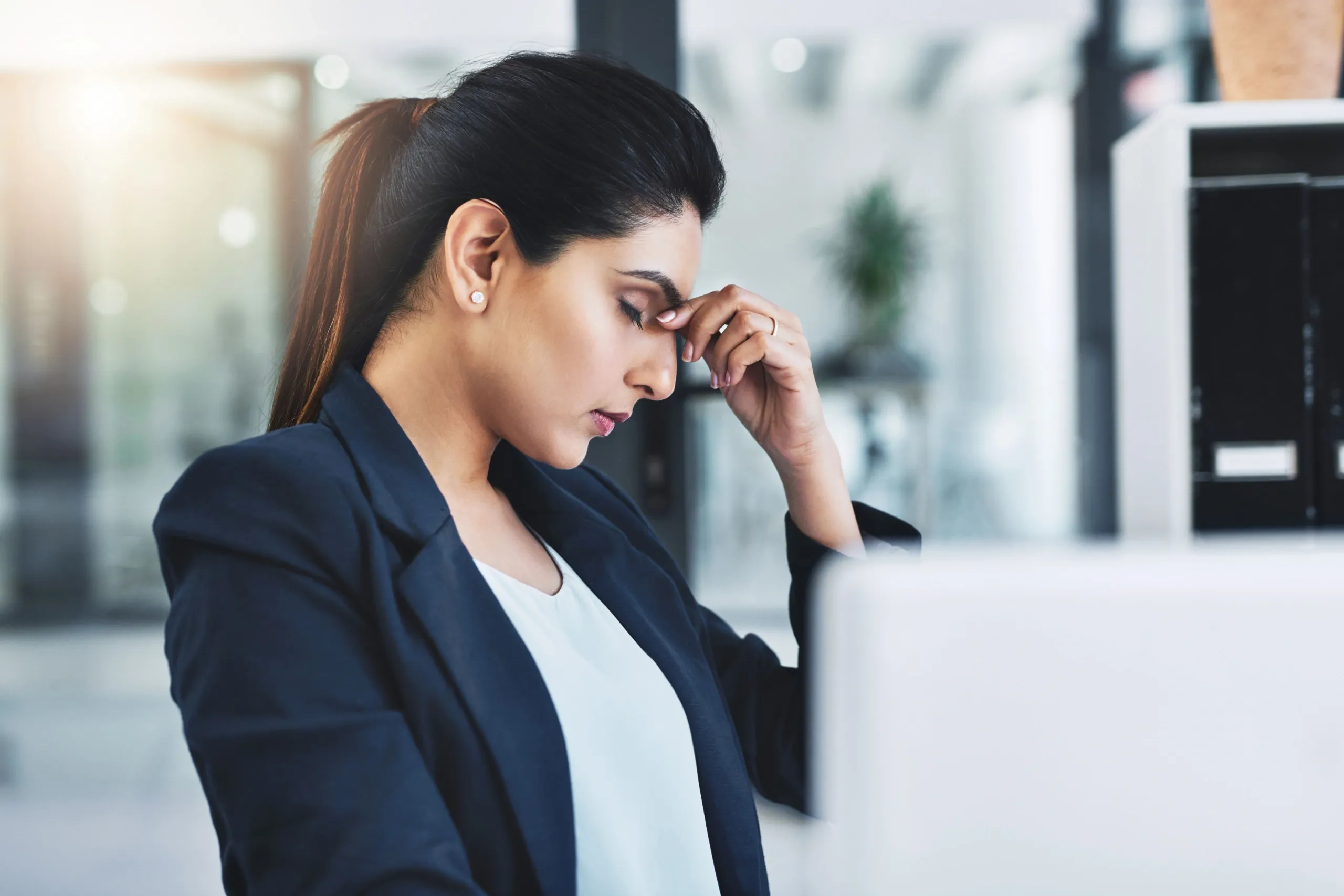 Person experiencing relief from brain fog at WinMind Integrative Health Lutz