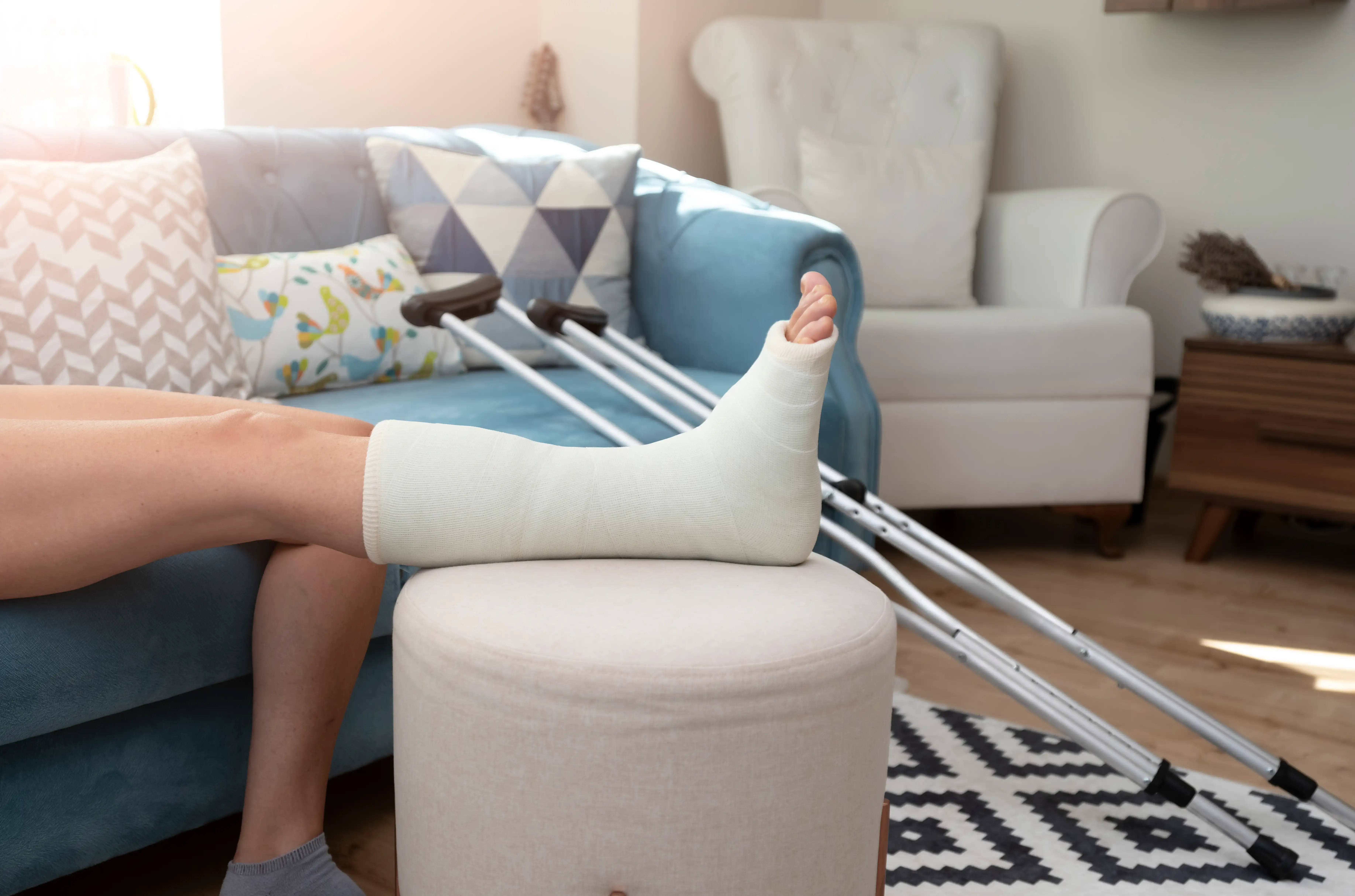 When a Fracture Needs Casting, Not Just a Splint