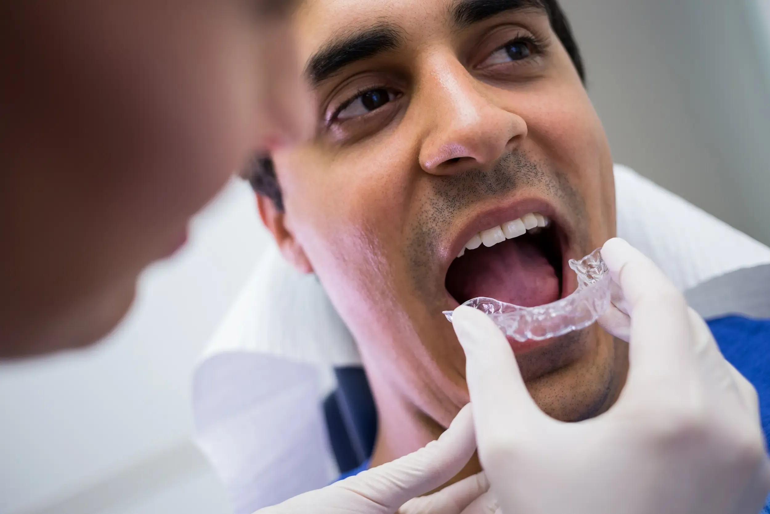 How Invisalign Treatment Can Improve Oral Health and Confidence