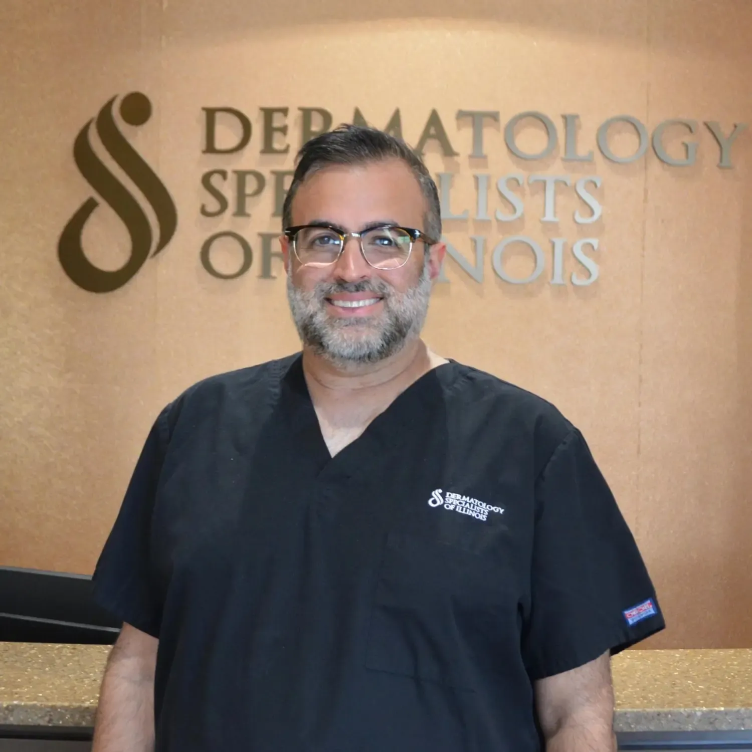 Dr. Vic Khanna MD board-certified dermatologist and founder of DSI Hair in Algonquin IL