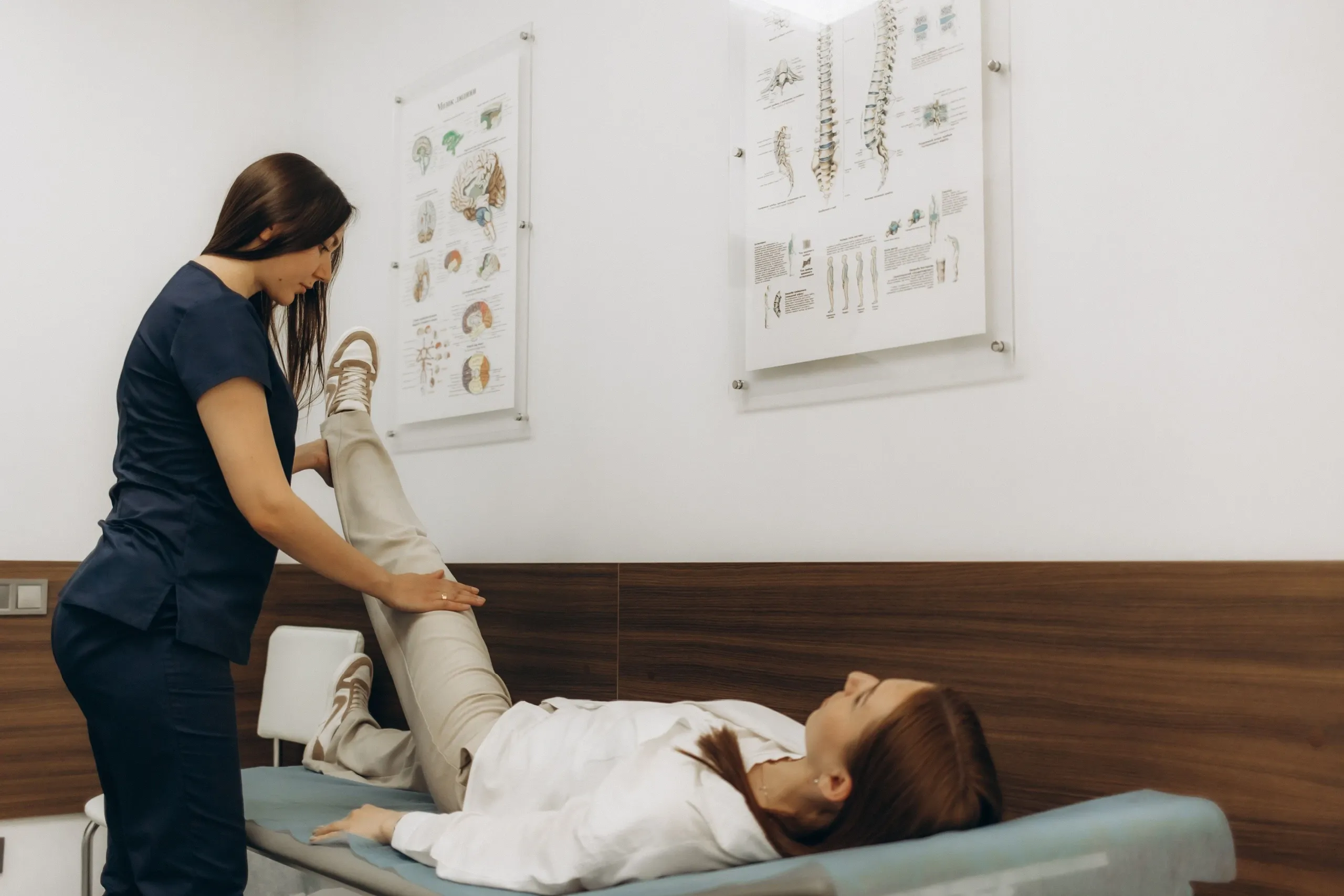 Abstract soft gradient background representing spinal wellness and healing