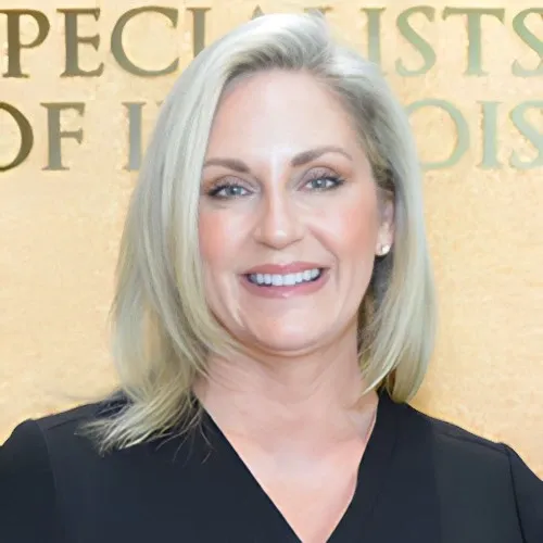 Kelly Mendicino cosmetic care coordinator at DSI Hair Algonquin IL