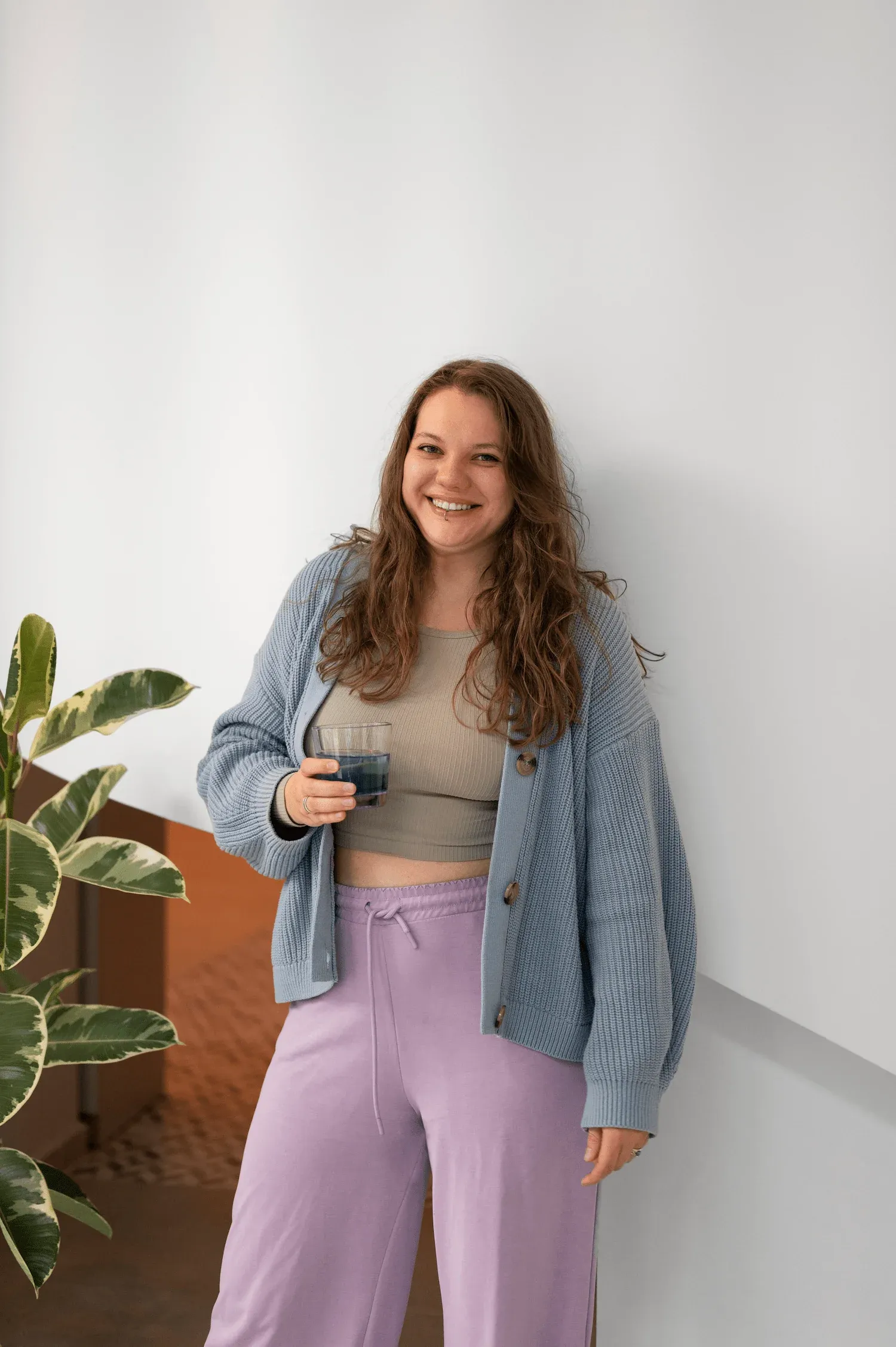 Patient concerned about unexplained weight changes during consultation at Arise Integrative Wellness