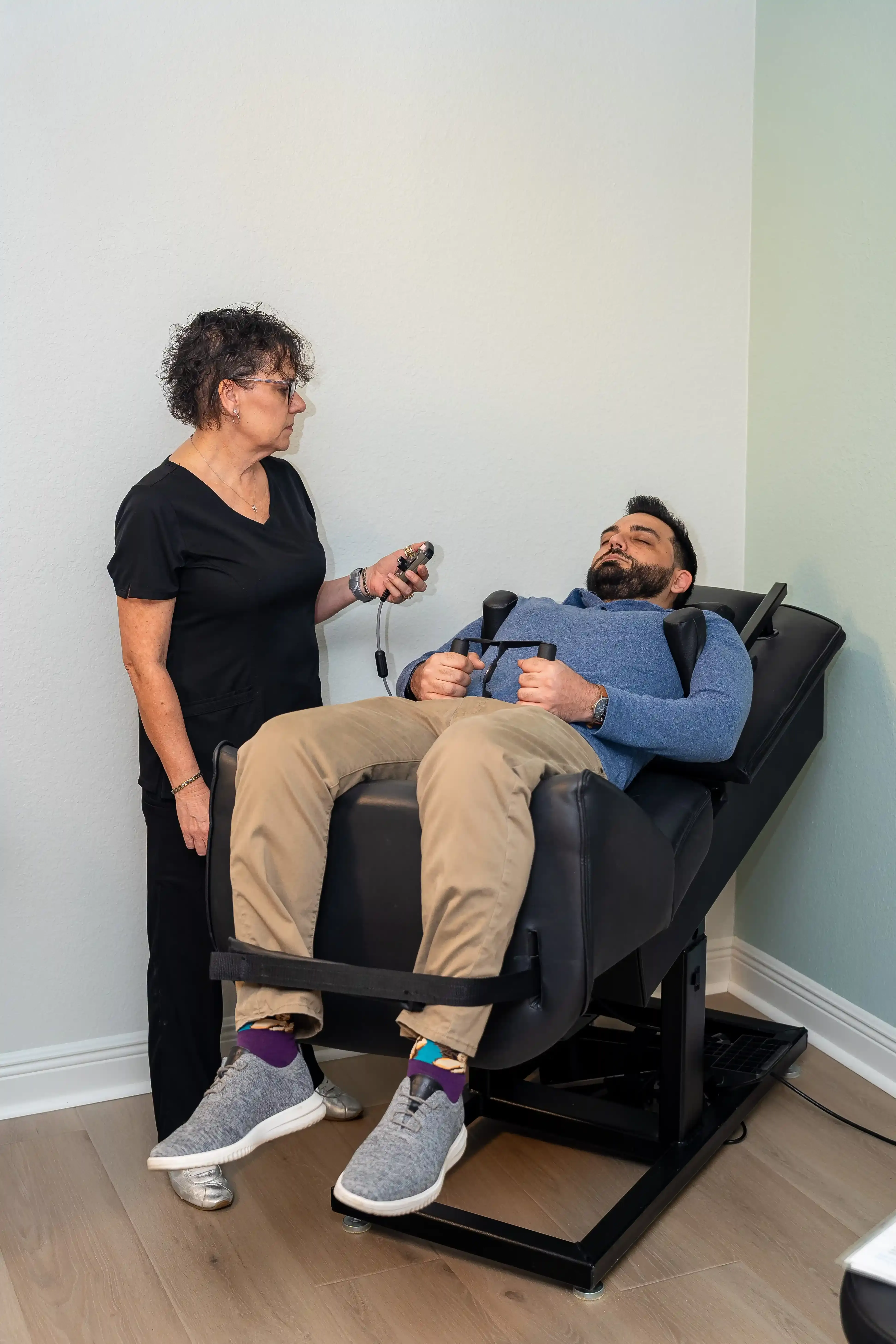 Safety and clinical information for spinal decompression at Arise Integrative Wellness Port Charlotte