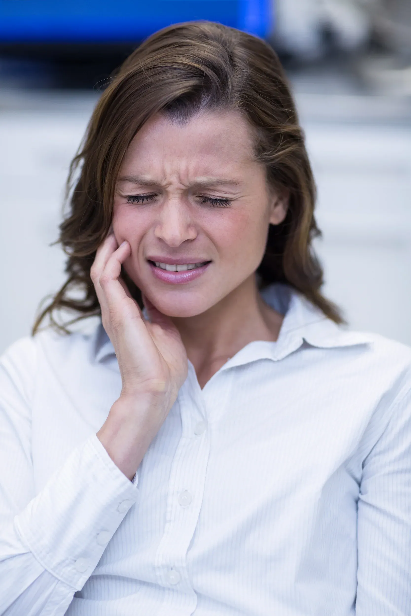 Patient concerned about TMJ jaw pain at Mint Aesthetics & Skin