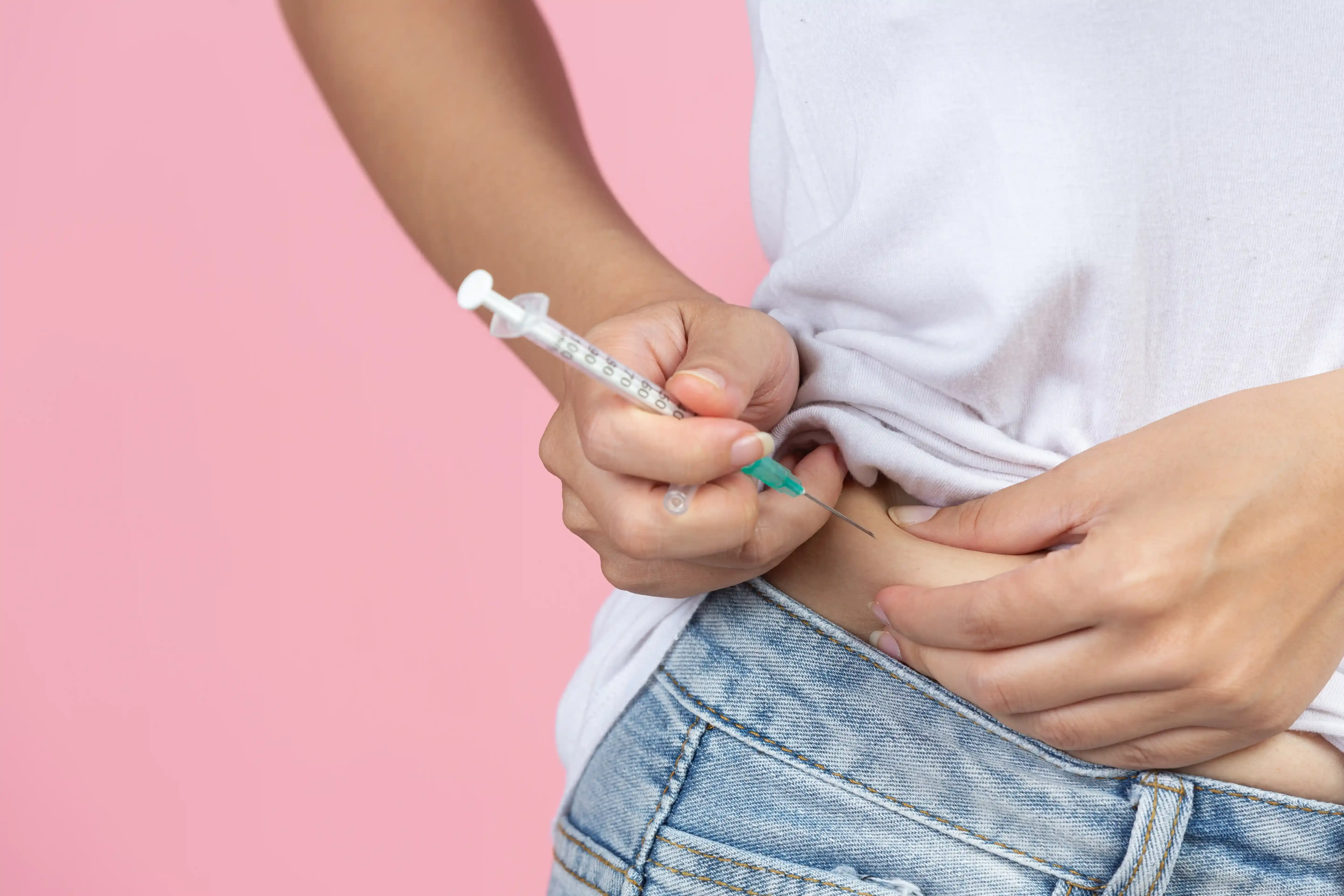 Abstract background representing metabolic health and GLP-1 therapy benefits